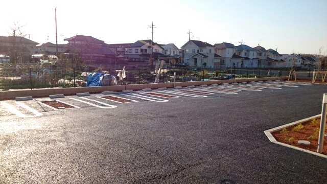 25/30 駐車場