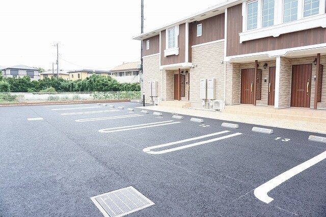 14/20 駐車場