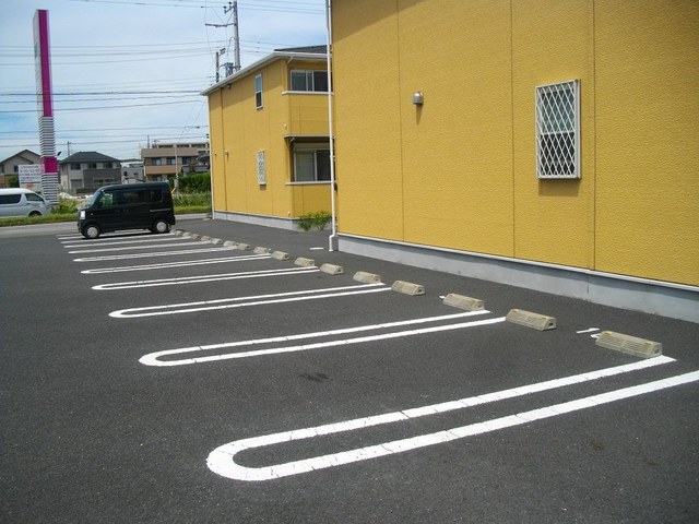 14/20 駐車場