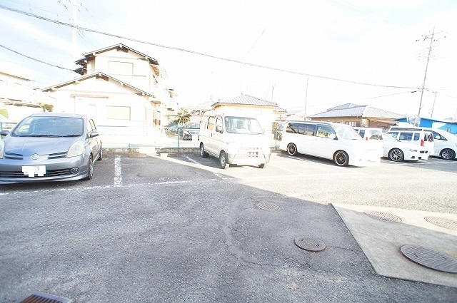 14/20 駐車場