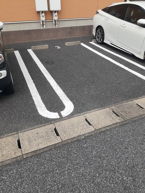 14/20 駐車場