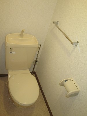 16/30 トイレ