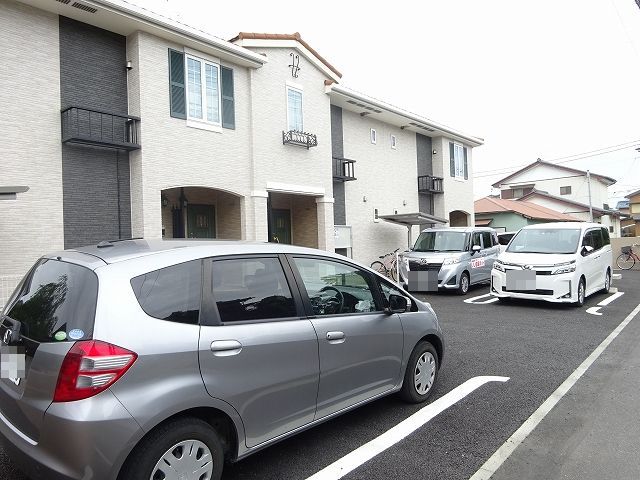 14/20 駐車場