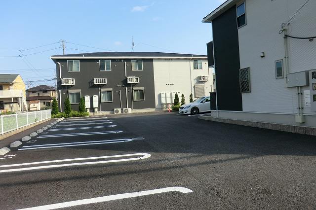 2/10 駐車場