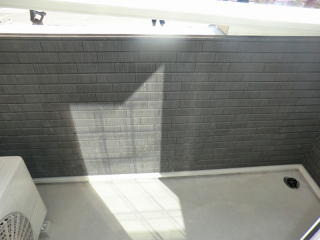 18/28 バルコニー