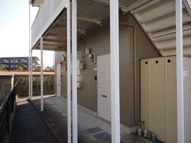 13/20 エントランス