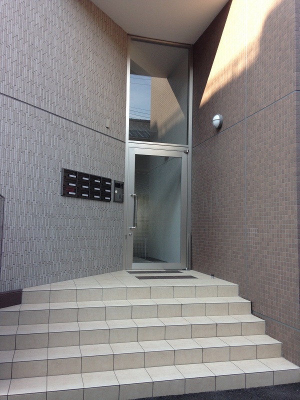 15/24 エントランス