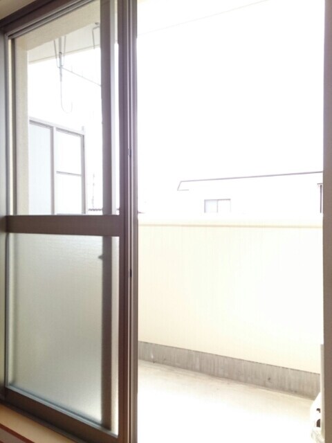 22/28 エントランス