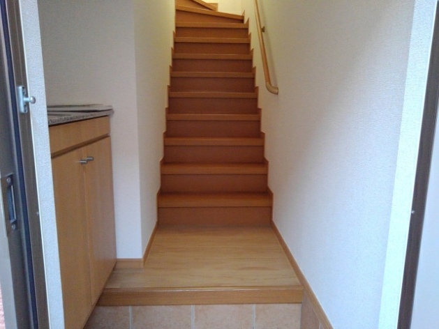 17/27 エントランス