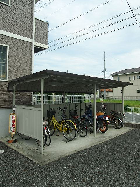 27/30 駐車場