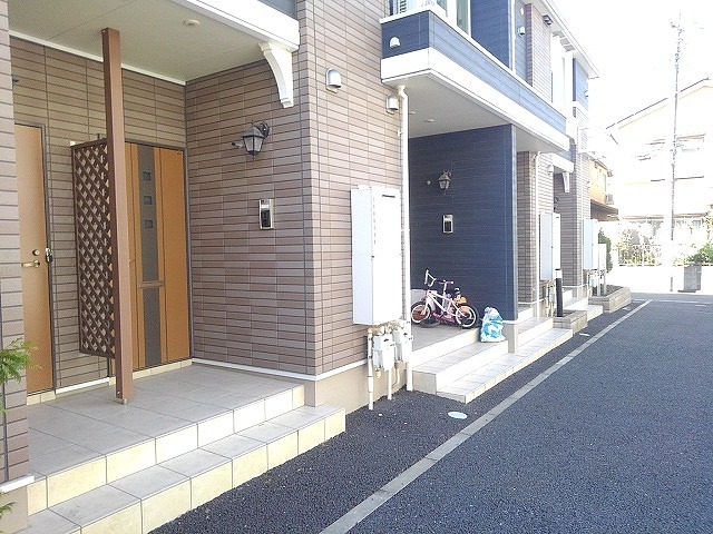 25/30 エントランス