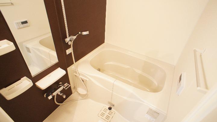 7/20 浴室
