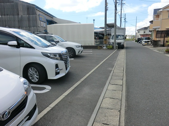24/30 駐車場