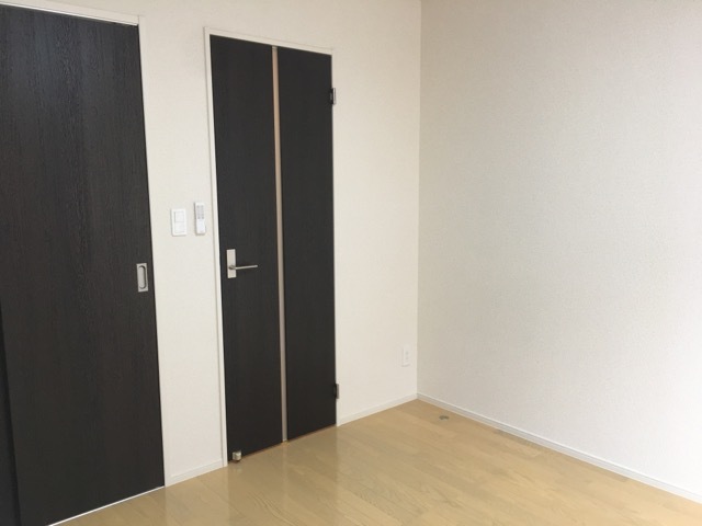 13/27 リビング/ダイニング