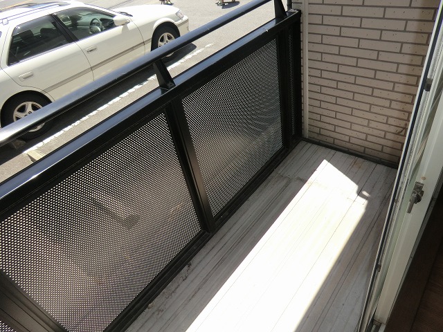 19/28 バルコニー