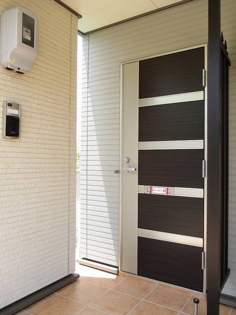 13/20 エントランス