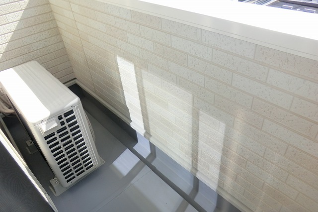 19/28 バルコニー