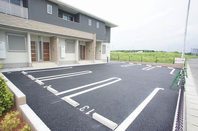 26/30 駐車場