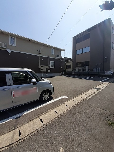 2/8 駐車場