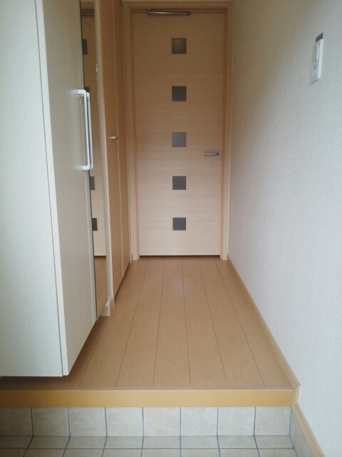 5/20 玄関