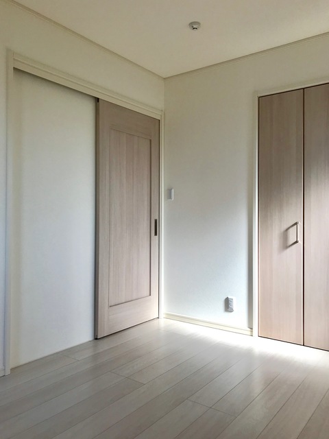 13/28 リビング/ダイニング