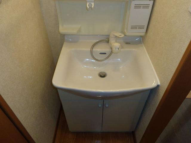 13/30 洗面