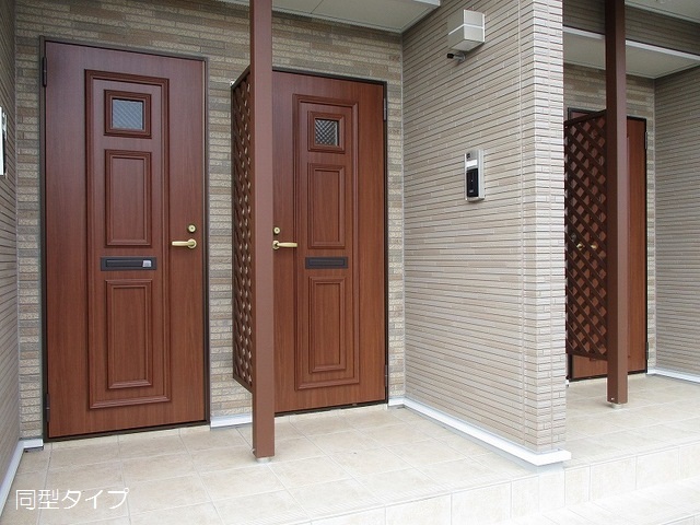 13/24 エントランス