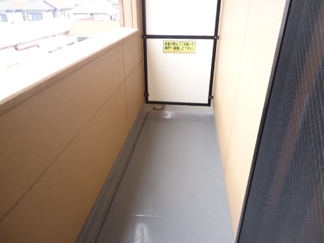 19/23 バルコニー