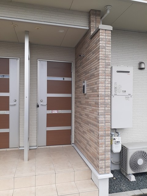 19/26 エントランス