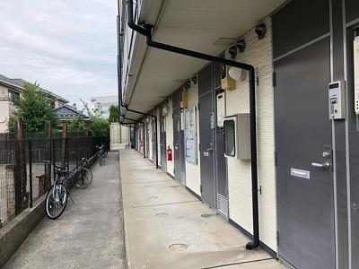 26/30 エントランス