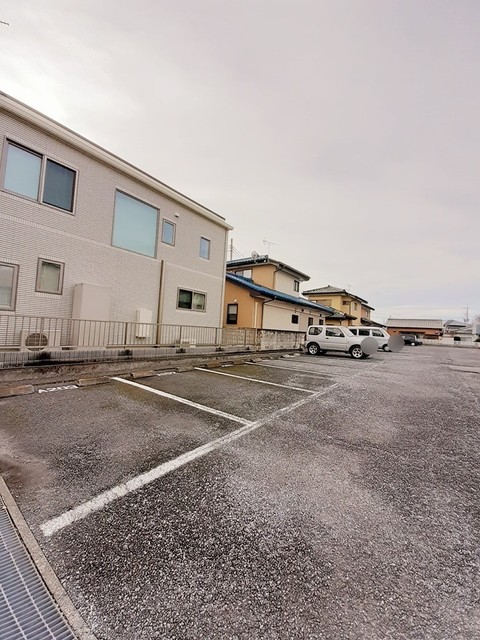14/20 駐車場