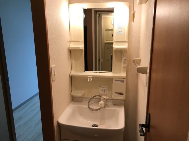15/30 洗面