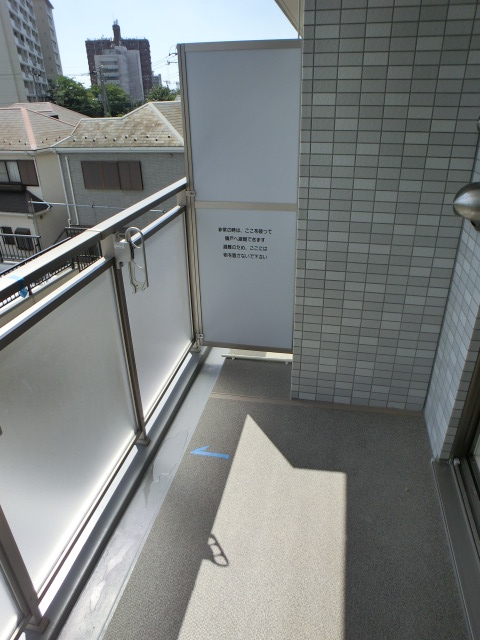 15/28 バルコニー