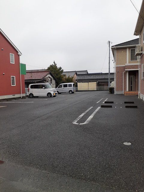 23/29 駐車場
