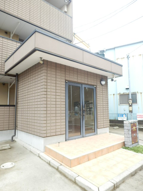 2/8 エントランス