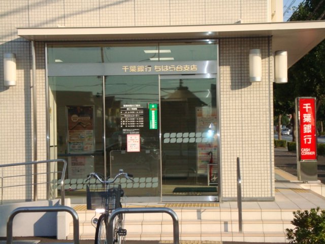 23/27 エントランス
