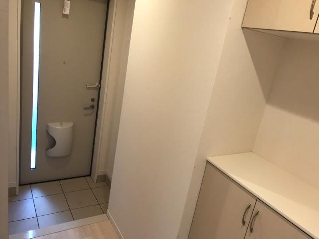 13/23 玄関