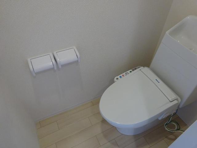 16/27 トイレ
