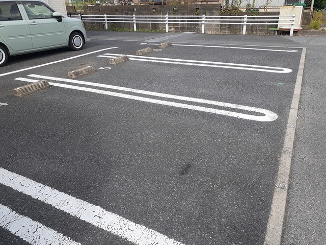 14/20 駐車場