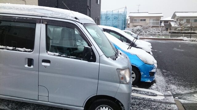 14/20 駐車場
