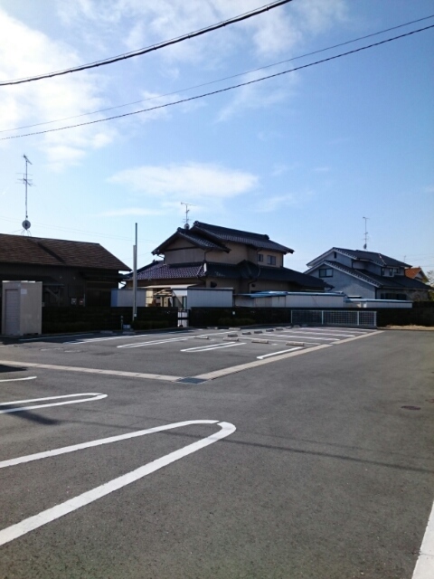 15/23 駐車場