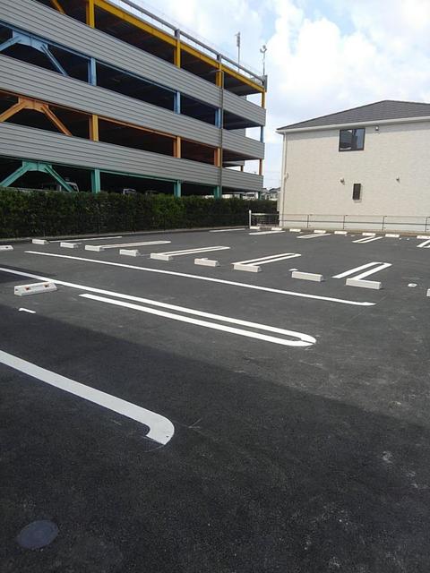 14/20 駐車場