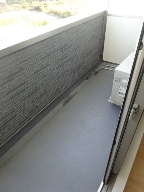 14/27 バルコニー