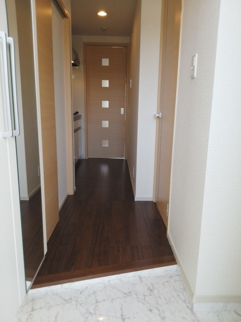 5/23 玄関