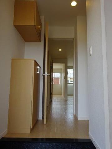 13/27 玄関