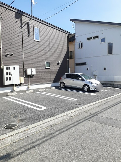 14/20 駐車場