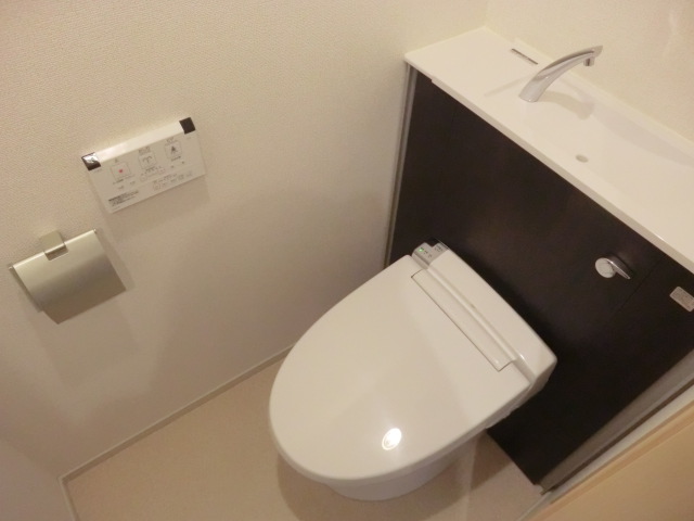 22/30 エントランス