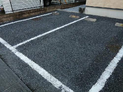 2/2 駐車場