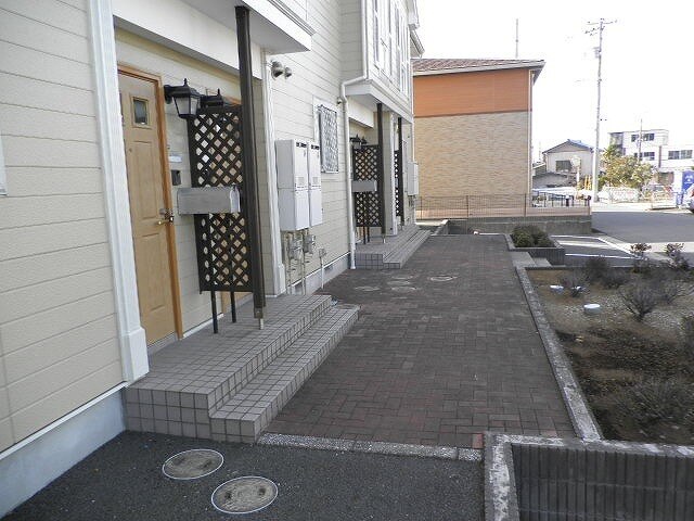 13/20 エントランス