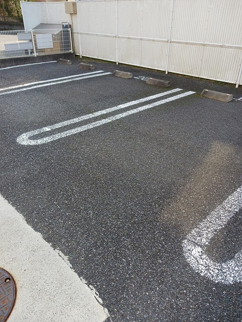 14/20 駐車場
